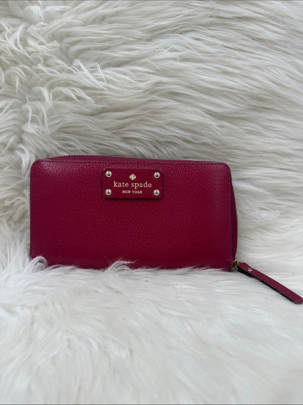 kate spade Leather Zip-Around Wallet in Berry Pink